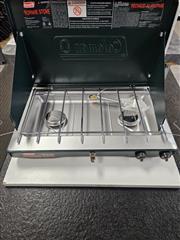 COLEMAN 2 BURNER PROPANE STOVE